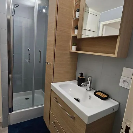Le Vieux Marche - Cosy Et Central Apartament *